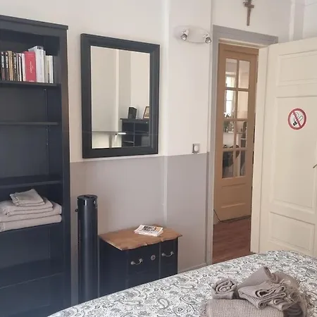 Cosy 15e Apartment Paris